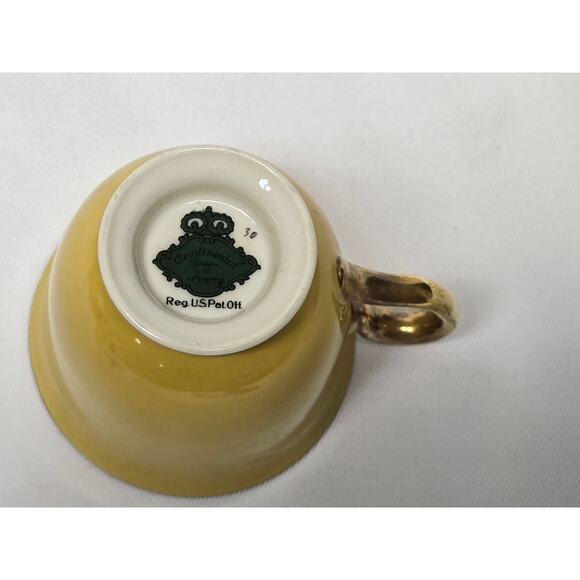 Vintage Continental Bavaria 18 Ivory Gold Trim Floral Pattern Demitasse Tea Cup - Picture 5 of 9